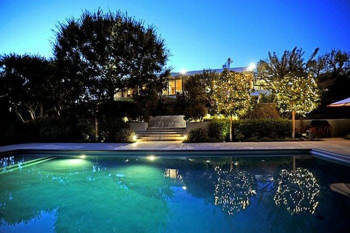 New House For Jennifer Aniston