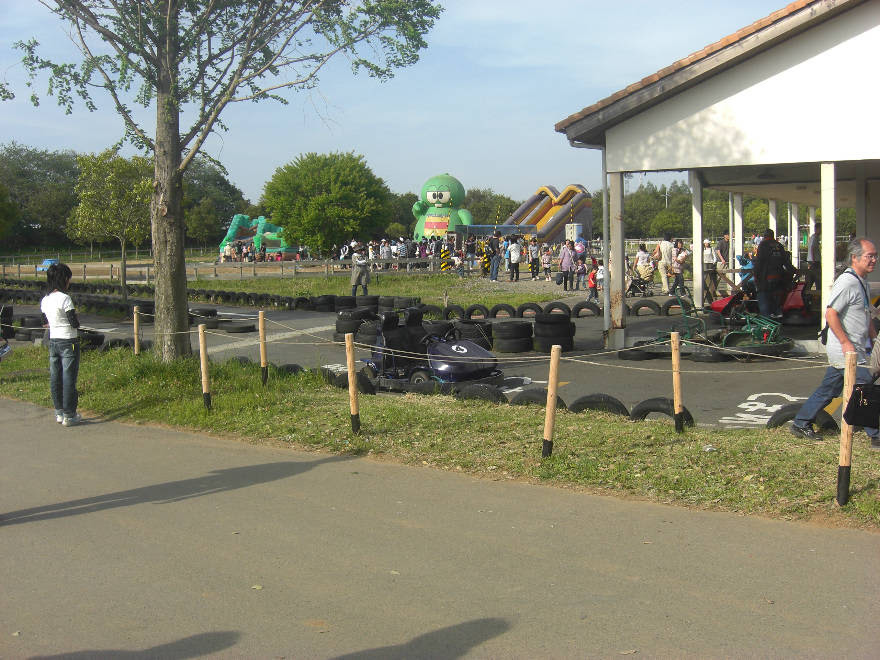 茨城日帰りドライブ 子供 ペット家族向け 江戸崎農業公園 ポティロンの森 関東茨城県 関東東京遊び場日帰りドライブマップ 家族子供 のお出かけスポット