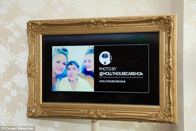 EventsTag works by creating a unique hashtag for an event or specific institution. The audience is encouraged to share pictures and messages through personal social media channels using the hashtag