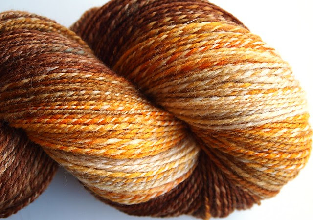 FCK-Fiber Club Famous Couples-2012-April-Brad and Angelina-85Polwarth15Tussah Silk-4oz Brad-435yds-2-ply