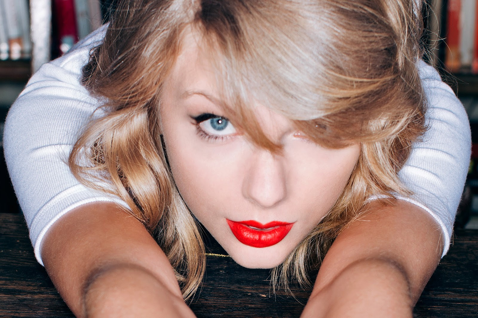 Taylor Swift 画像 高画質