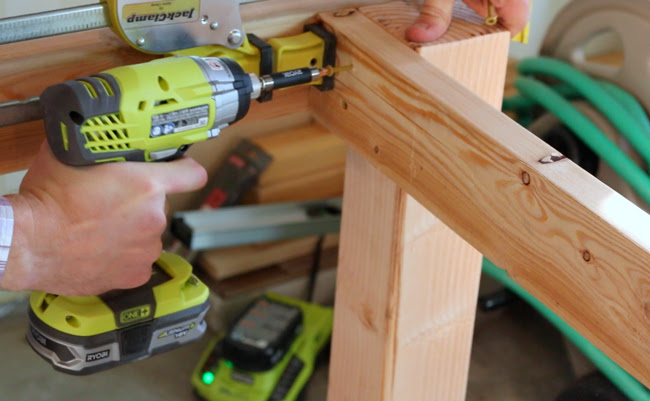 DIY Simple Workbench Project - Woodworking Bench
