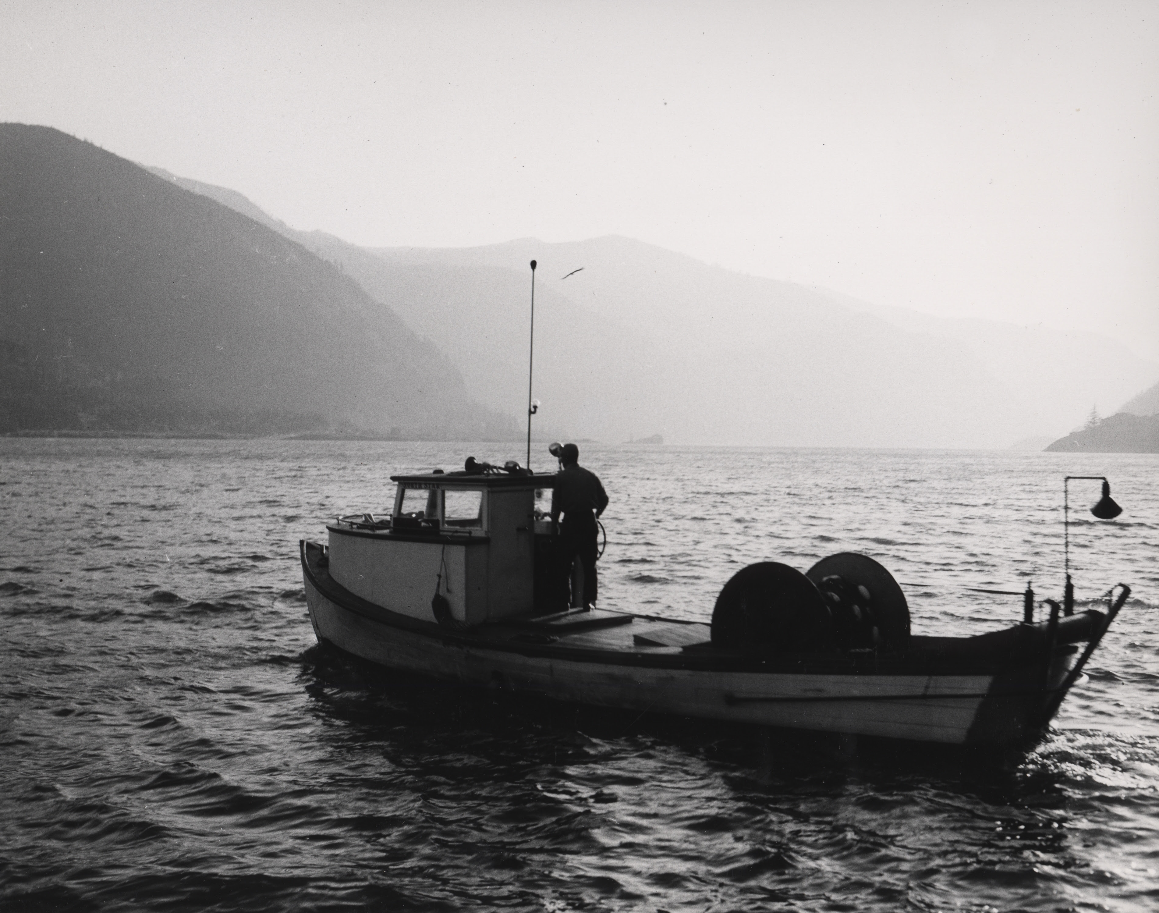 Gillnet Boat | www.imgkid.com - The Image Kid Has It!