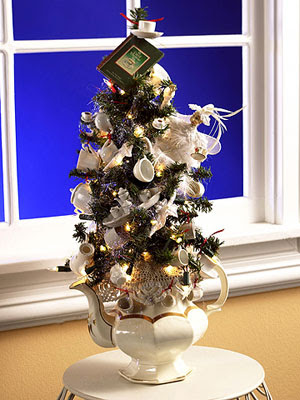 tea pot decorated tiny tree