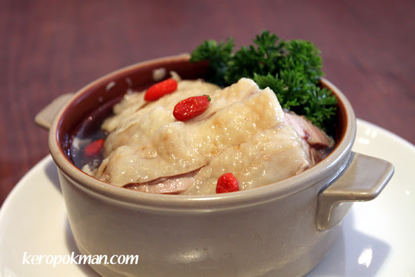 Drunken Chicken with Wolfberry