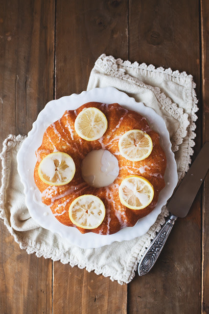 LEMON CAKE // the little red house