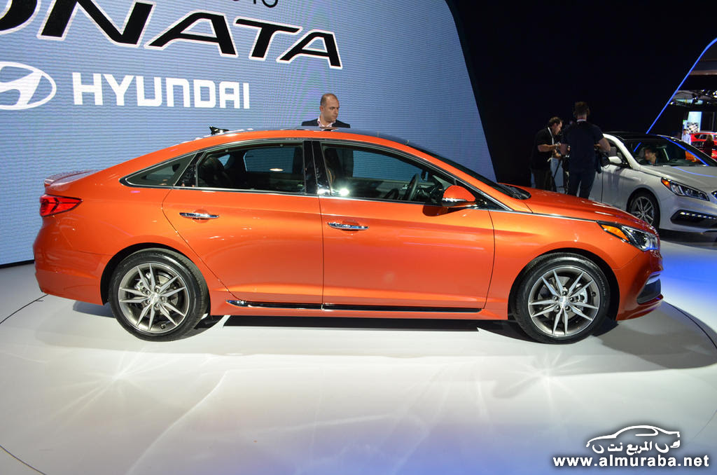بسبب عيب في توصيل الاسلاك 2015-Hyundai-Sonata-8.jpg