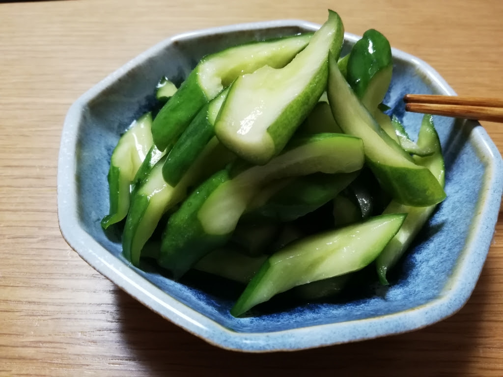 おつまみ ナオロマツ食堂