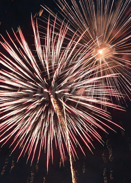 かわいいディズニー画像 ぜいたく花火 イラスト 背景 無料