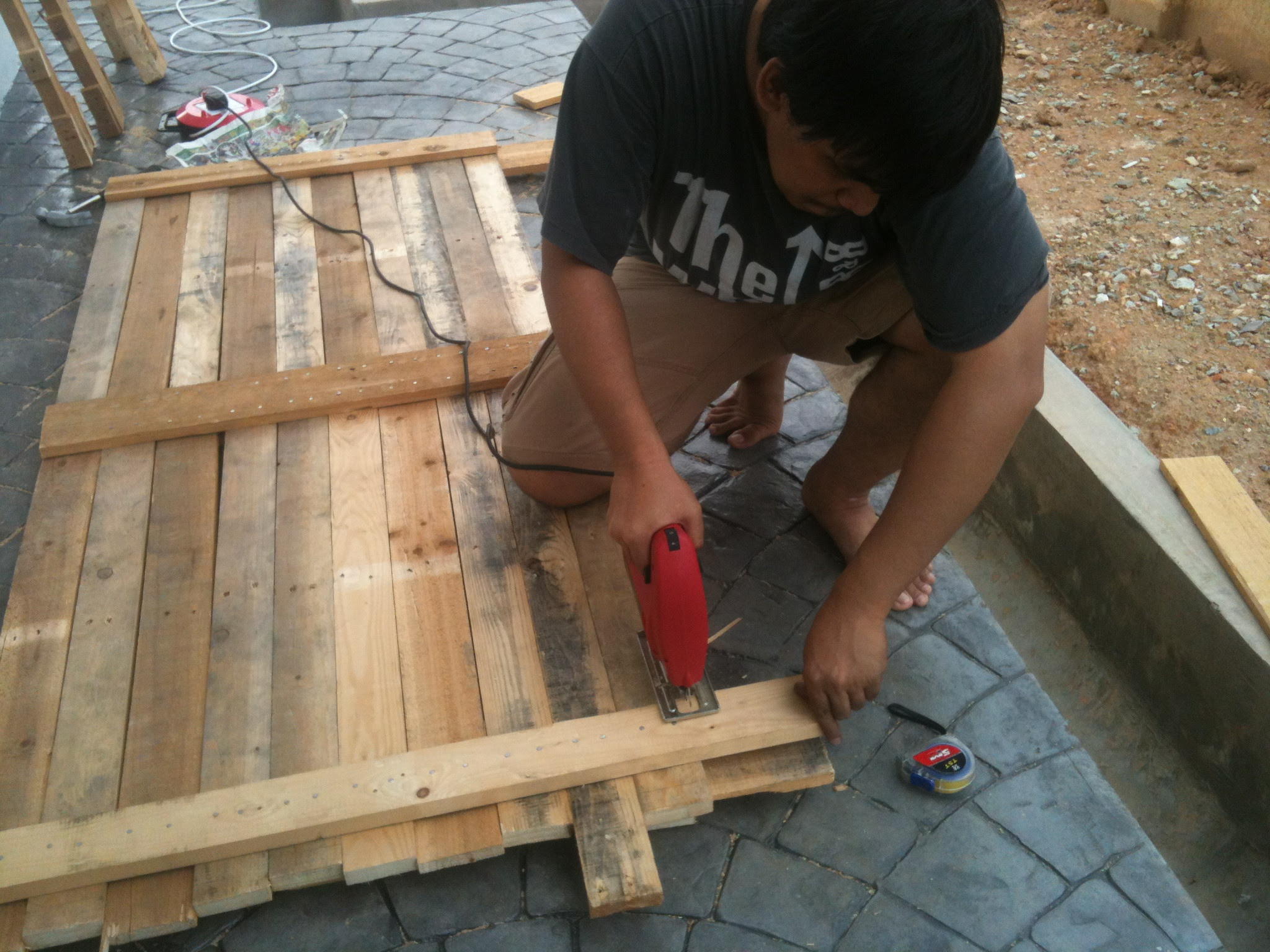 Sliding Door Made from Old Pallets Make: DIY Projects 