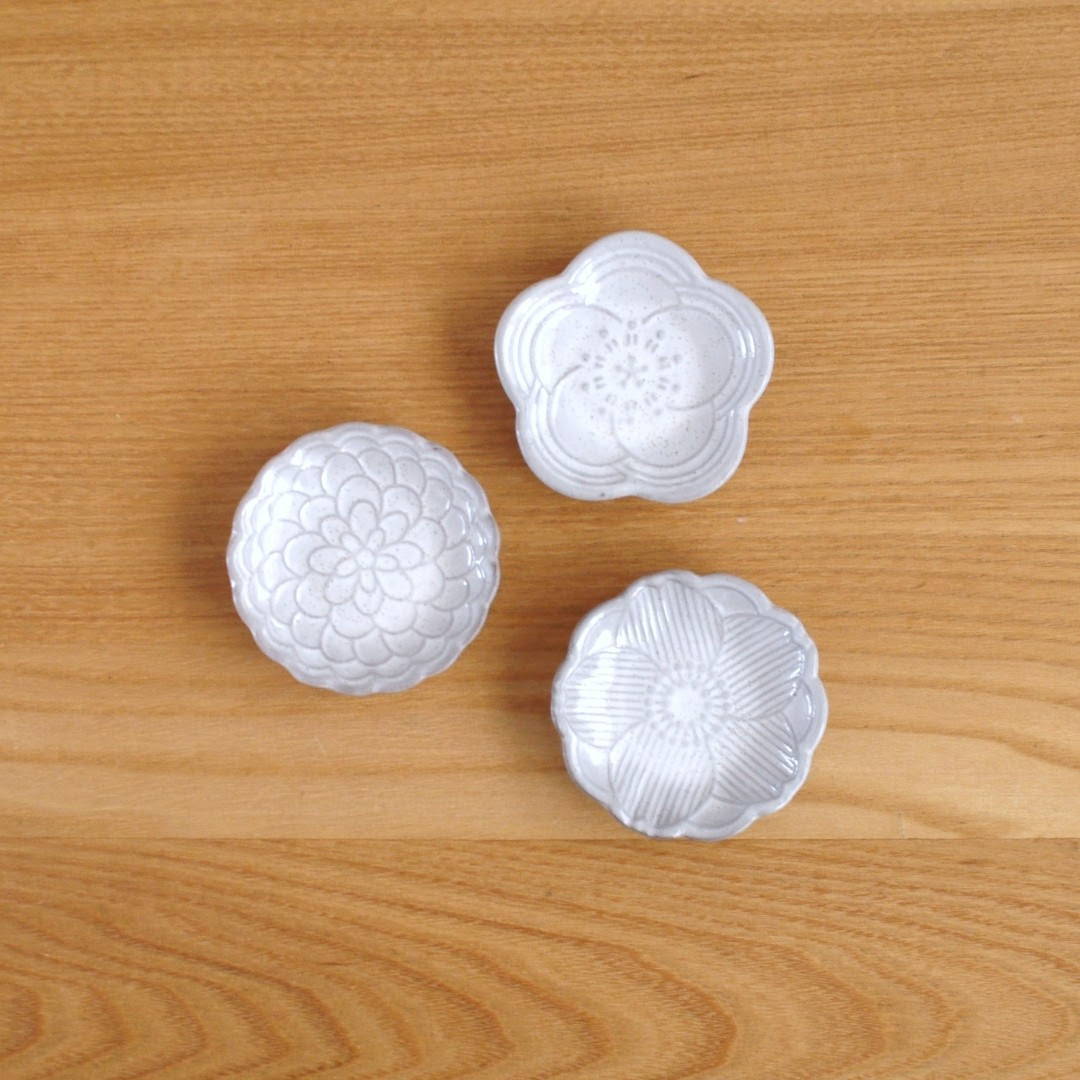 大人気の100均セリア新商品 温もりのある上品な和食器 Usagi Works Powered By ライブドアブログ