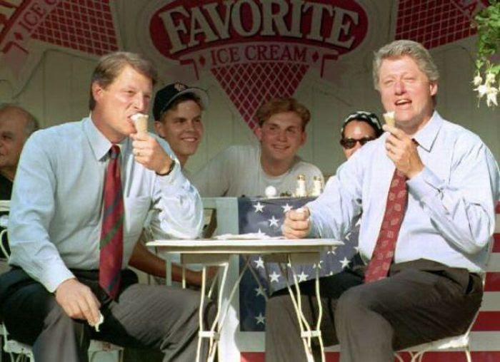 World Leaders and Famous Politicians Love Ice Cream (44 pics)