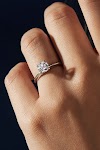 What Is A Classic Engagement Ring