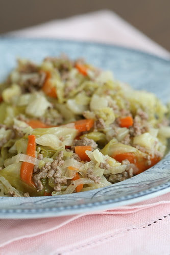 Estonian cabbage and meat stew / Kapsa-hakklihahautis