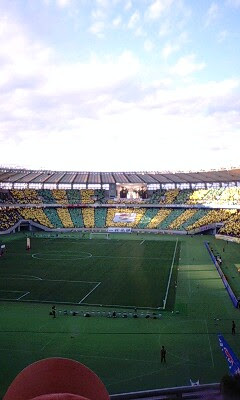 ありがとう の花束を手に あらたな戦場へ 14年j1昇格プレーオフ決勝 ジェフ千葉vsモンテディオ山形 こっちの水はあまいぞ