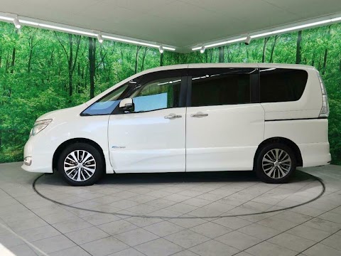 nissan serena jakarta olx