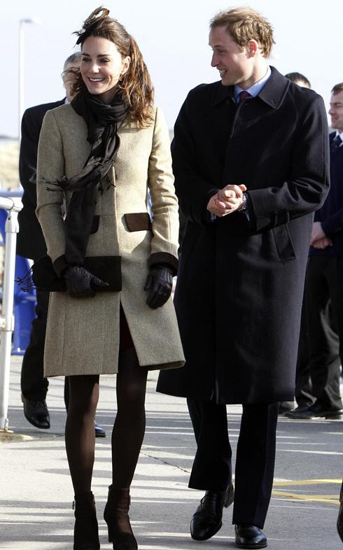 prince william of whales kate middleton younger. Prince William and Kate