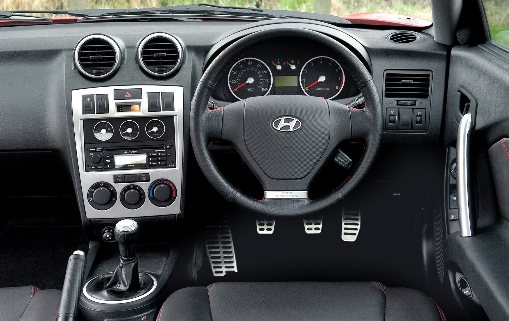 Hyundai Coupe II (GK) 2002 2007 Coupe OUTSTANDING CARS