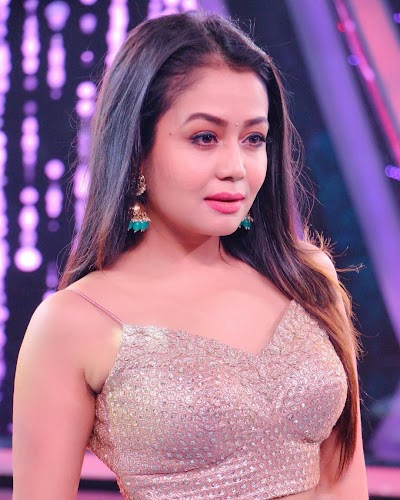 Neha Kakkar And Rohanpreet Pics