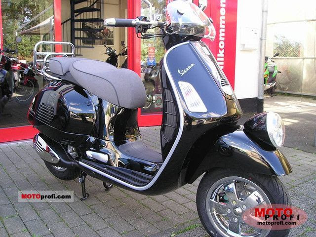Vespa GTV 300 2011 Specs and Photos