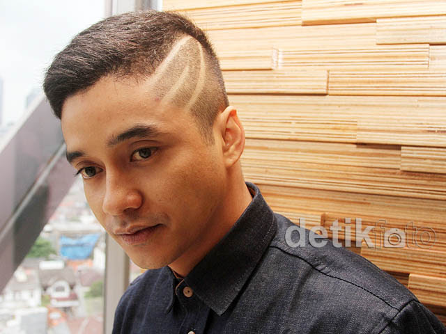 Model Rambut Botak Mohawk Katalog Model Rambut 2021 Model Rambut Botak Mohawk Katalog Model Rambut 2021