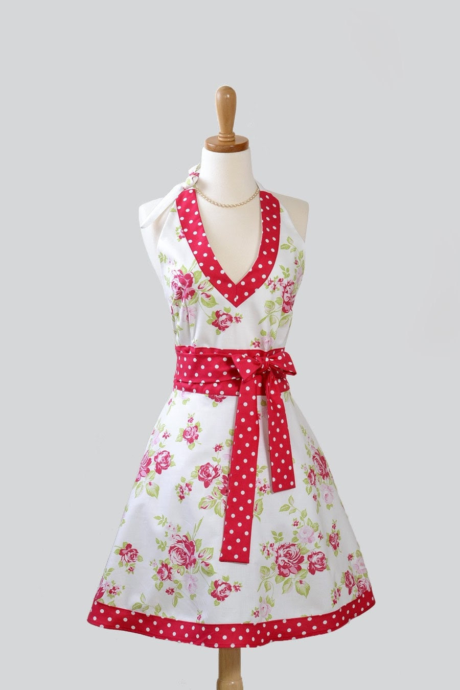Sexy Halter Hostess Apron / Classy, Flirty and Oh So Beautiful Halter Apron Features Red Rose Bouquets on White from Tanya Whelan