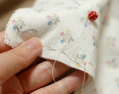 How to make a square bib 2