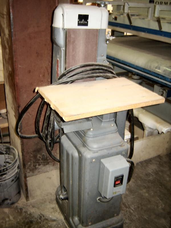 220 volt plugs. standard 220 Volt plug. ;.