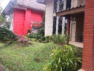 Fame Villa Hook Kota Bunga