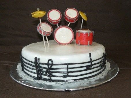 Gateau D Anniversaire La Batterie