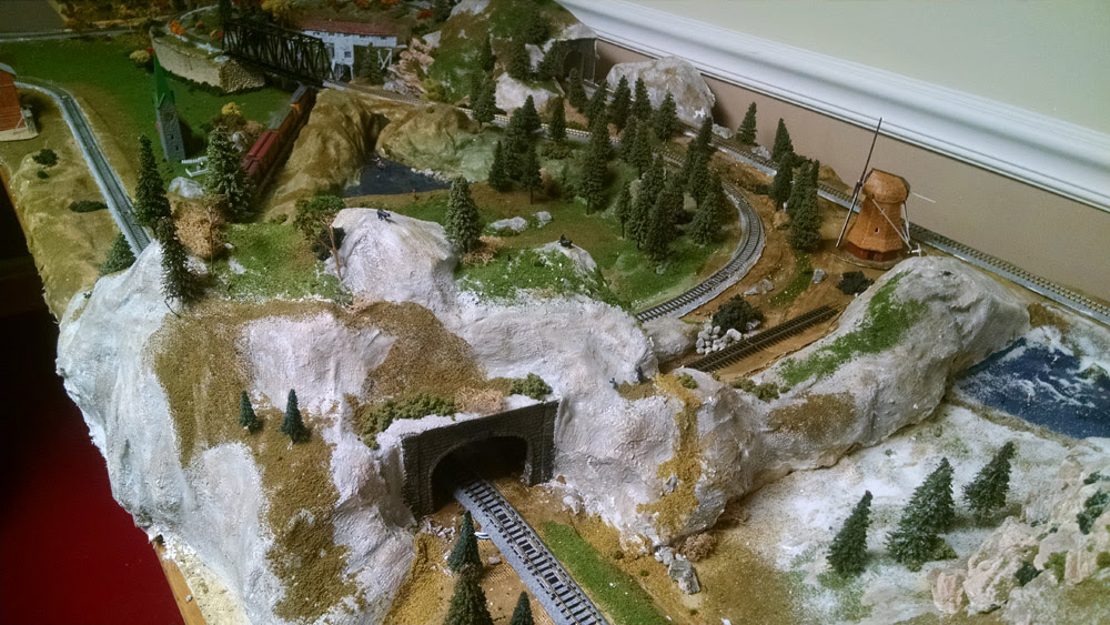 Ray's excellent N scale - Model railway layouts plansModel 