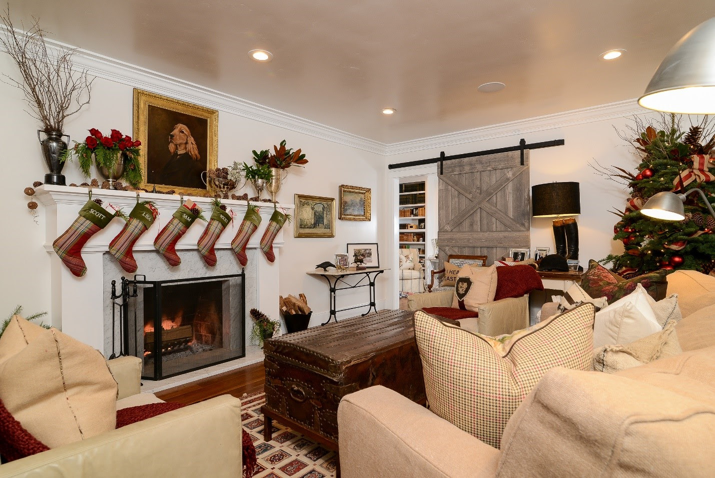 Holiday decorating: Creating a classic Christmas scene – Twin ...