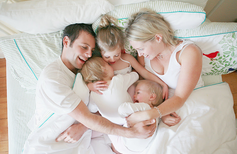 16 Family Portraits That Don't Even Try To Be Picture-Perfect