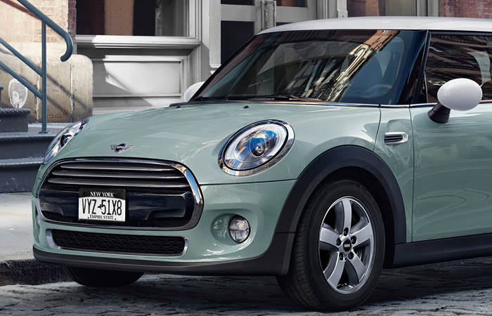 限定400台 復刻人気カラー Mini アイスブルー 発売 Mini Cooper Sketch