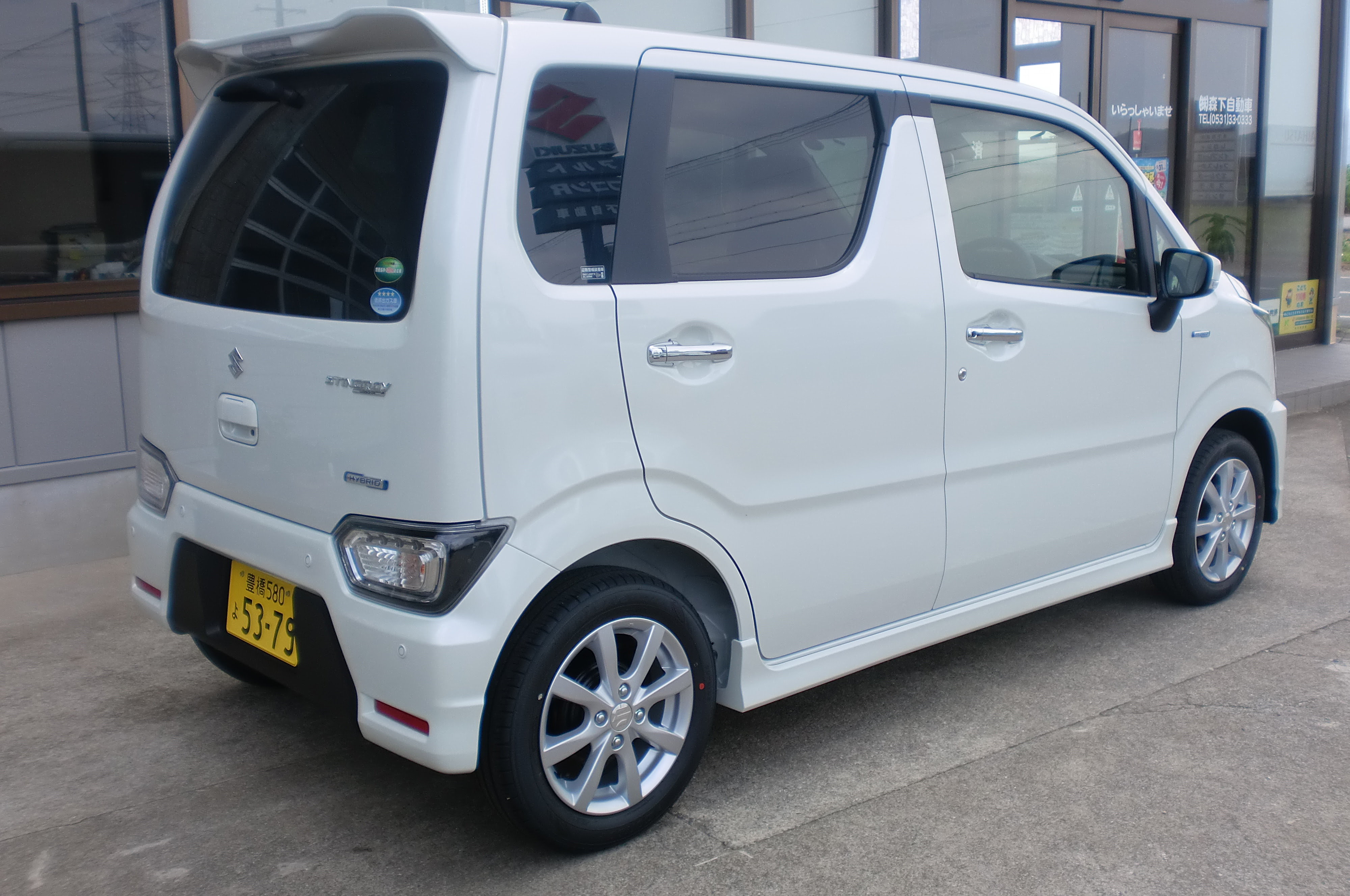 試乗車スティングレーカラー変更 田原市の新車 中古車販売 車検 点検 自動車保険 森下自動車