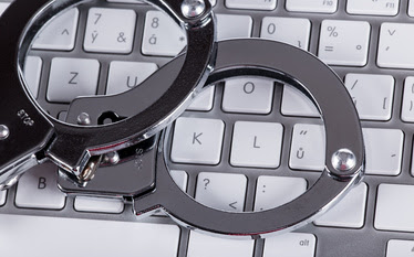  A million dollars penalties for illegal software - in Poland! 