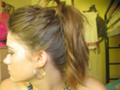 School Hair: Messy Chic Ponytail - YouTube