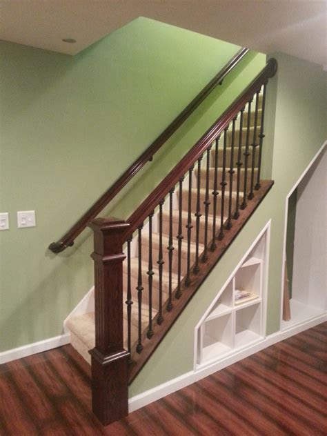 Get free shipping on qualified handrails or buy online pick up in store today in the building materials department. Project # 189 - Wood Knee Wall Cap - StairSuppliesâ¢