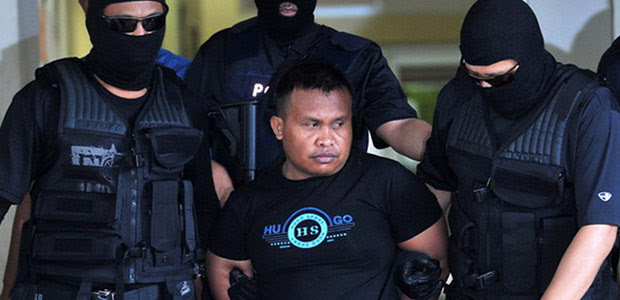 Pengawal keselamatan yang menembak mati pegawai Ambank Subang Jaya, Norazita Abu Talib, dijatuhkan hukuman mati oleh Mahkamah Tinggi Shah Alam. - Gambar Fail