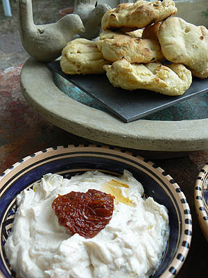 ricotta et petits pains.jpg