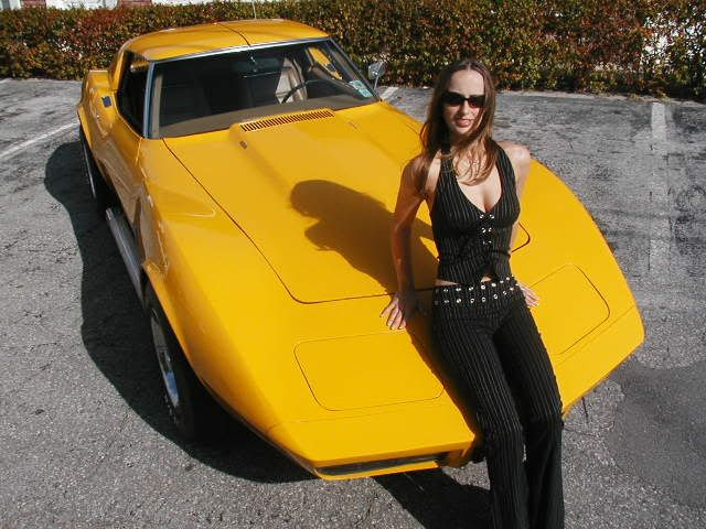 corvette girl
