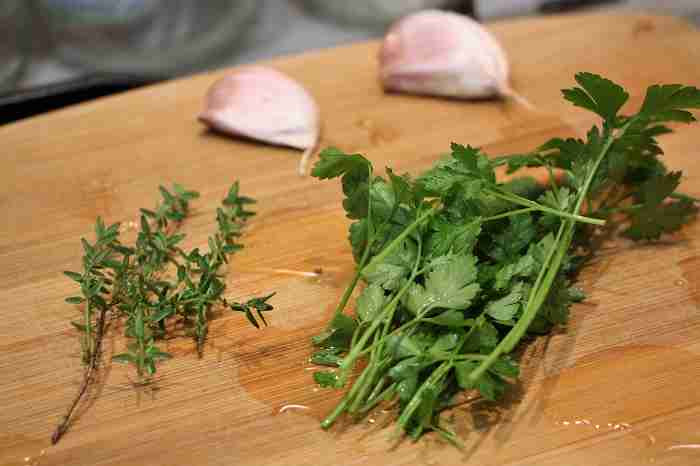 orata arrosto con patate e peperoni