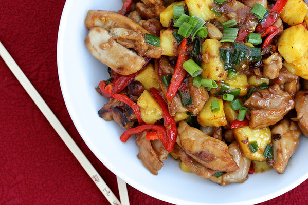 Stir-Fried Chicken with Pineapple and Peppers