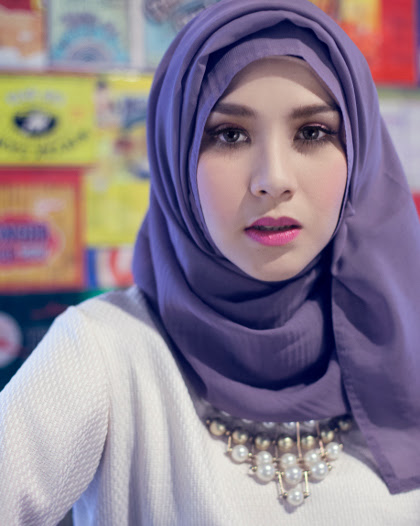 Hijab Ala Zaskia Adya Mecca Tutorial Pashmina by Anita Scarf Hijab Ala Zaskia Adya Mecca Tutorial Pashmina by Anita Scarf