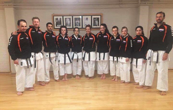 karate17671138_1849012251986098_874801376_n.jpg