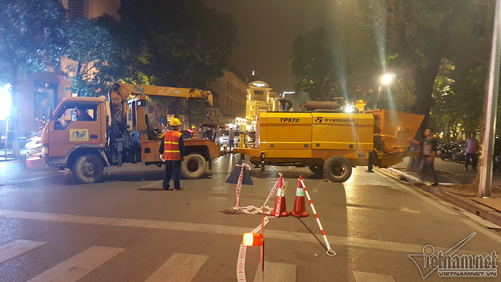 nạo vét,hồ Hoàn Kiếm,hồ Gươm,nạo vét bùn hồ Gươm