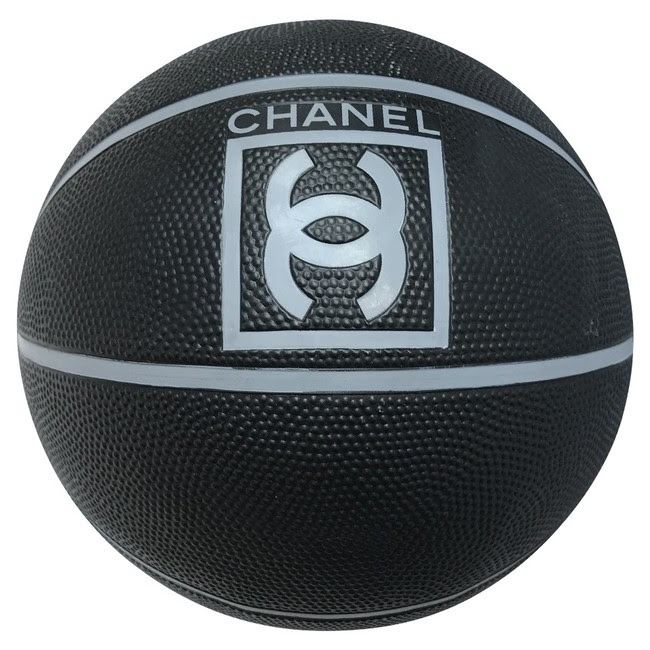 chanel accesorios raros diseños locos objetos diseñados 