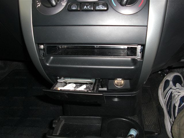 車の灰皿は小物入れになる オススメの活用術を紹介