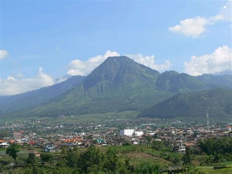 bulan madu batu malang arby  travel