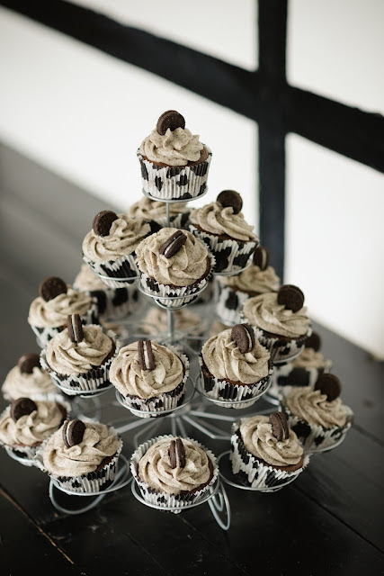 cow print oreo wedding cupcakes cow print oreo wedding cupcakes